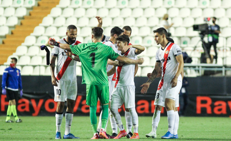 Rayo-Girona, primer asalto por el último billete a Primera