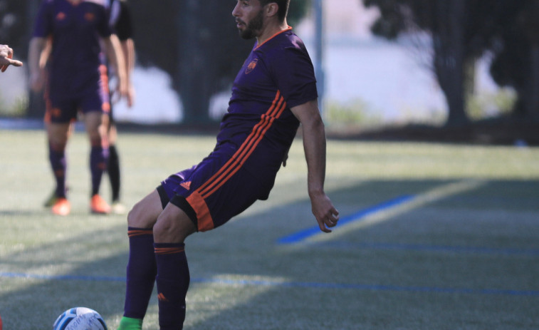 Charly, defensa del Montañeros: 