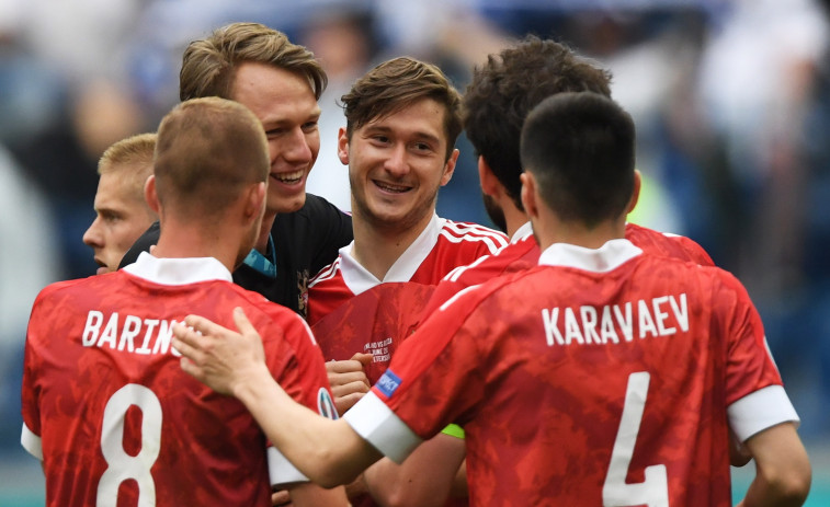 Eurocopa: Rusia sofoca la rebelión finlandesa (0-1)