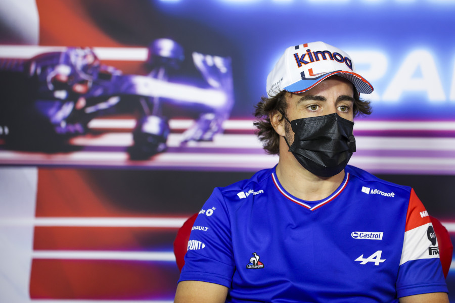 Alonso: "Los puntos van a estar caros, tenemos malos clientes a nuestro alrededor"