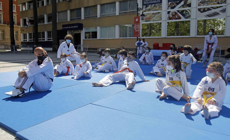 A Coruña se vuelca con el Día del Deporte