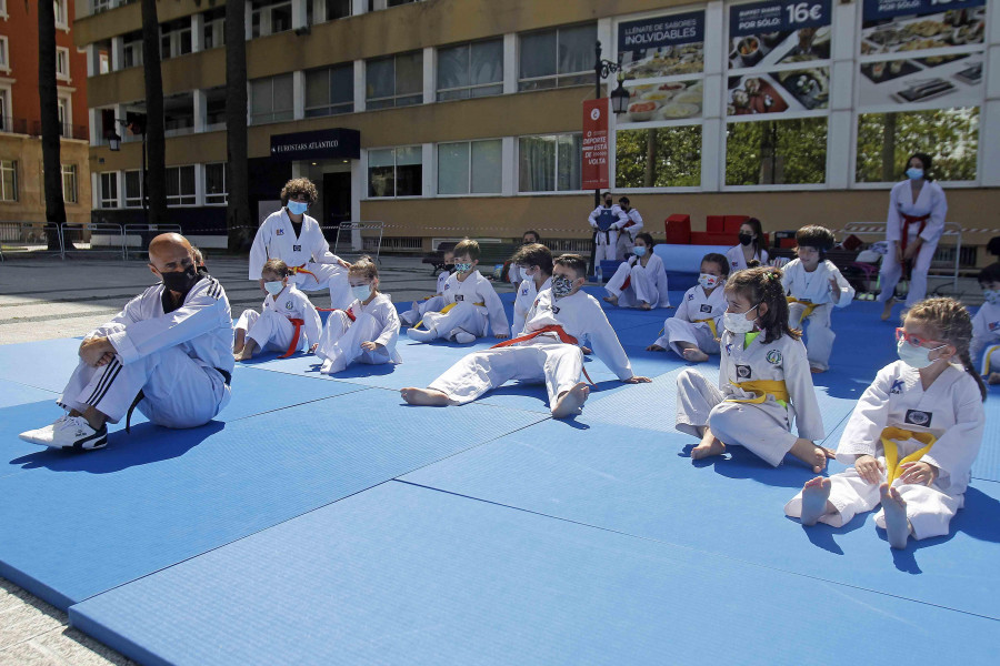 A Coruña se vuelca con el Día del Deporte