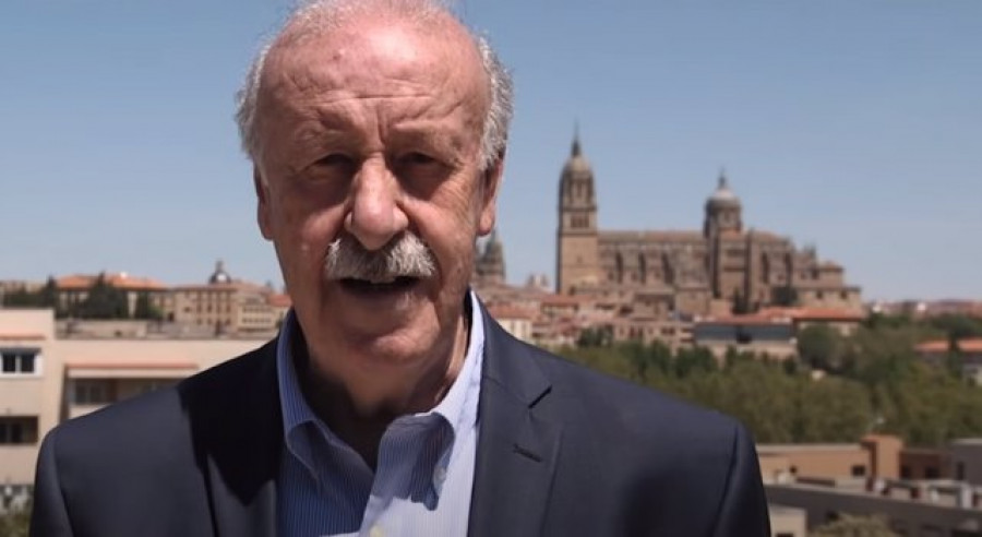 Del Bosque asegura que el "desafecto" con la selección ha cambiado y la afición "está con mucha ilusión"