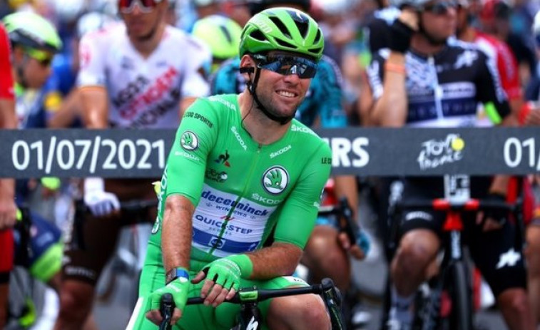 Cavendish golpea de nuevo en su reencuentro con el Tour