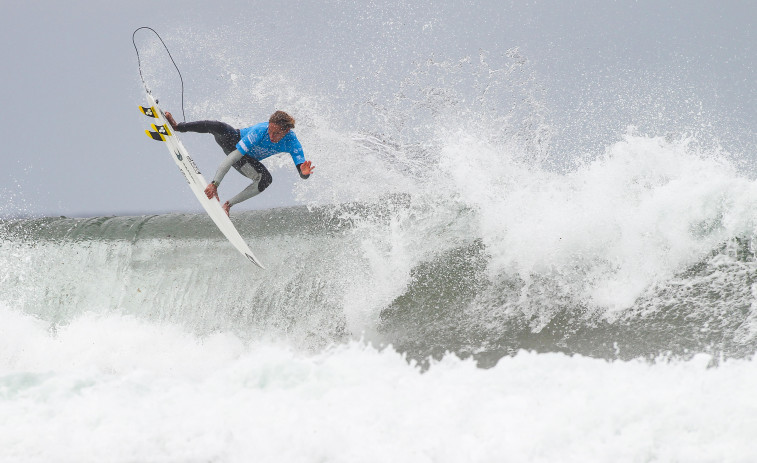 El surf se convierte en un posgrado en la Universidad de A Coruña