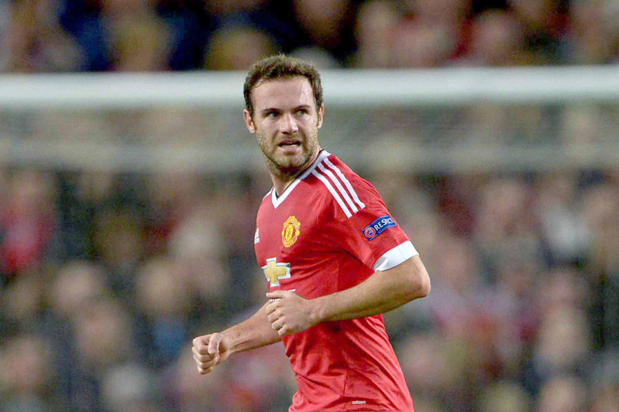 Juan Mata renueva una temporada con el Manchester United