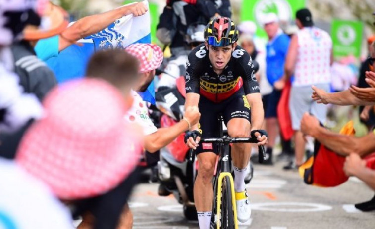 El 'todoterreno' Van Aert se doctora en el Mont Ventoux