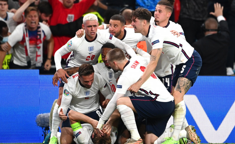 Los jugadores de Inglaterra donarán sus primas al Servicio Nacional de Salud británico