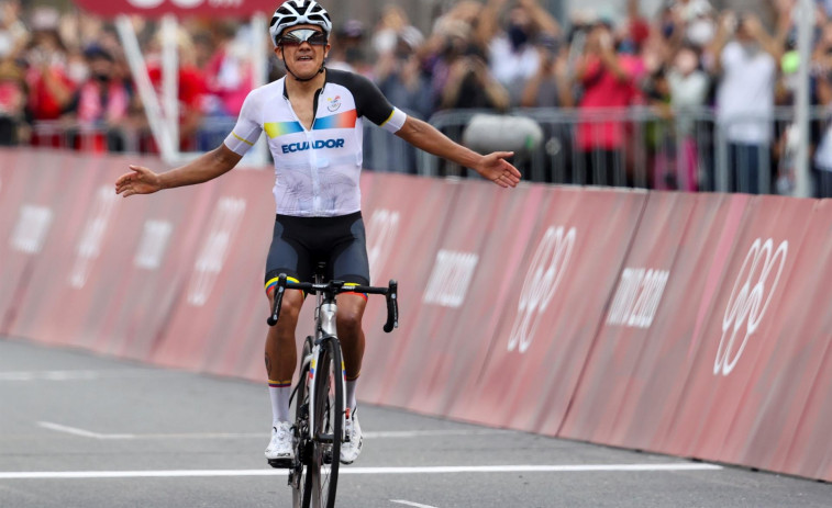 Carapaz alcanza la gloria olímpica y Valverde decepciona en su adiós