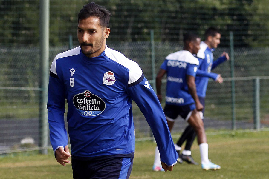 Celso Borges volverá con  su futuro en el aire