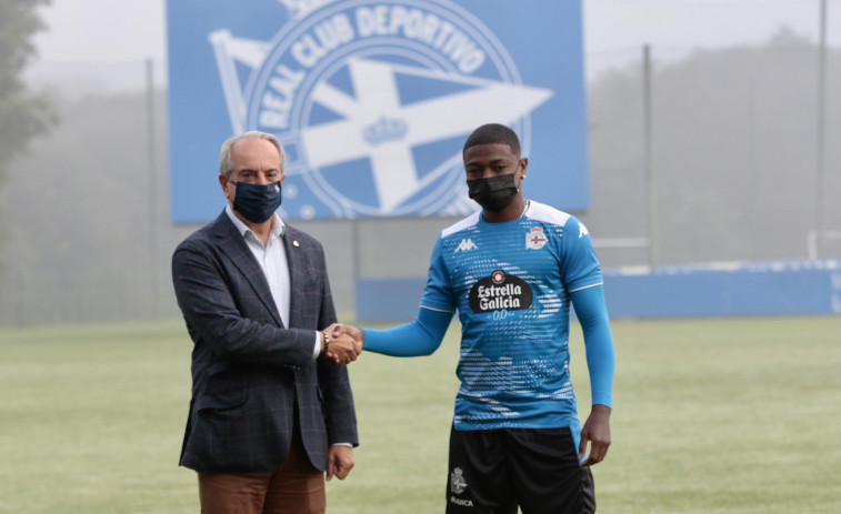 ​De Camargo: 