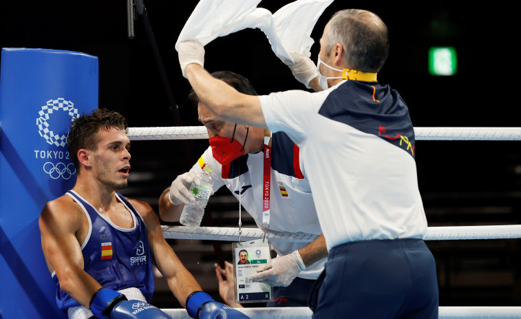Gabriel Escobar roza el bronce en boxeo tras caer ante el kazajo Saken Bibossinov
