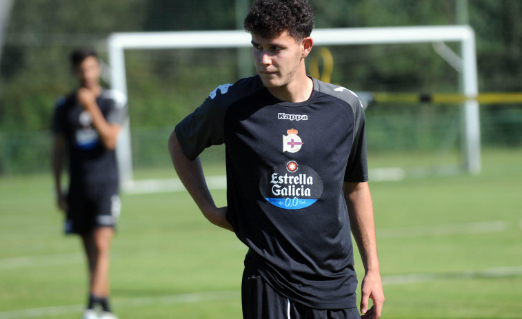 La llamada de selección sub-19 deja en el aire el debut de Brais Suárez y Dani Barcia