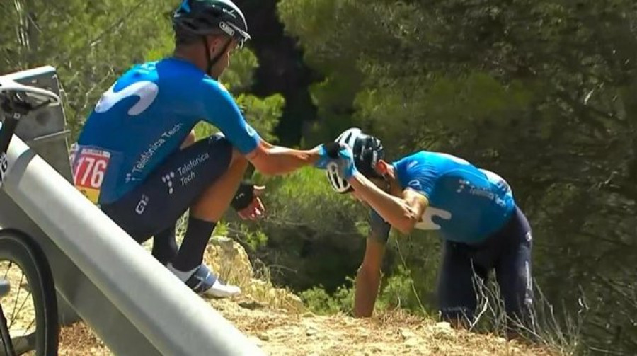 Valverde abandona tras caerse por un terraplén