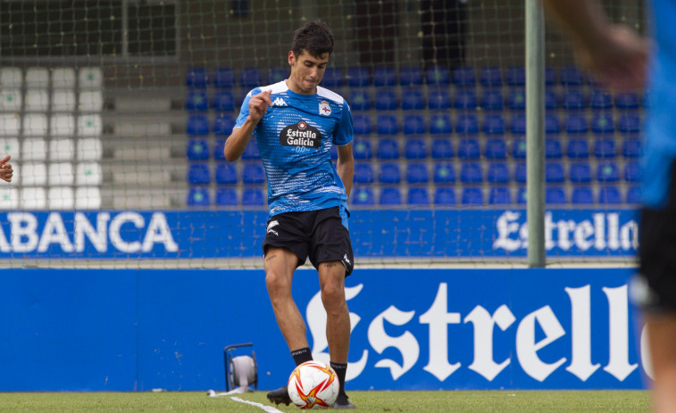 Mackay y Diego Villares, los que llegan con más minutos en el Deportivo