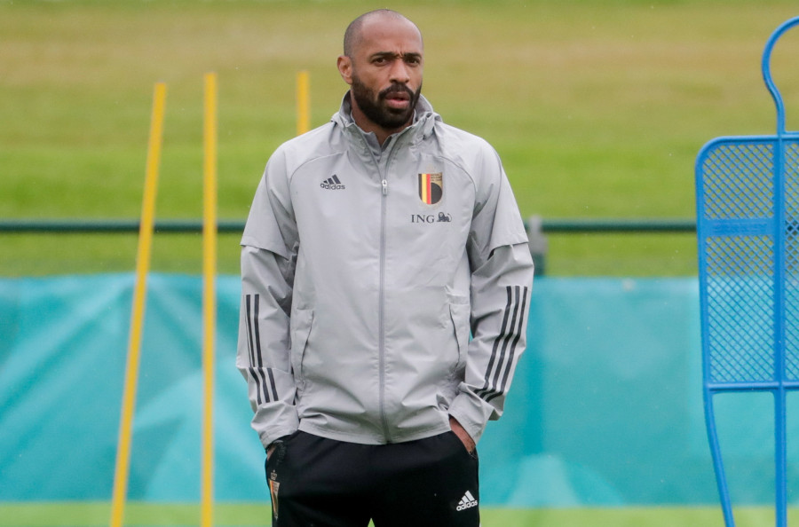 Thierry Henry: "Espero que Mbappé se quede en el PSG"