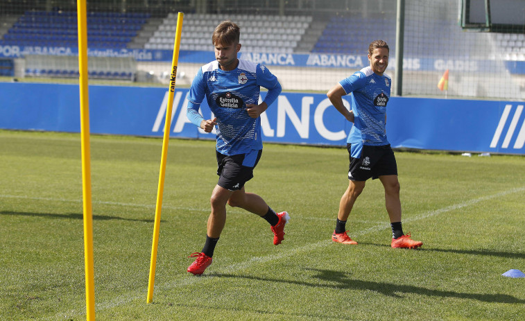 Sergio Benito se aleja de un Depor centrado en las salidas
