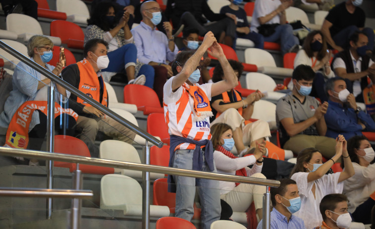 Aires lusos en la puesta en acción del Leyma Basquet Coruña