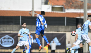 Un rival en plena reconversión para subir el telón en Riazor