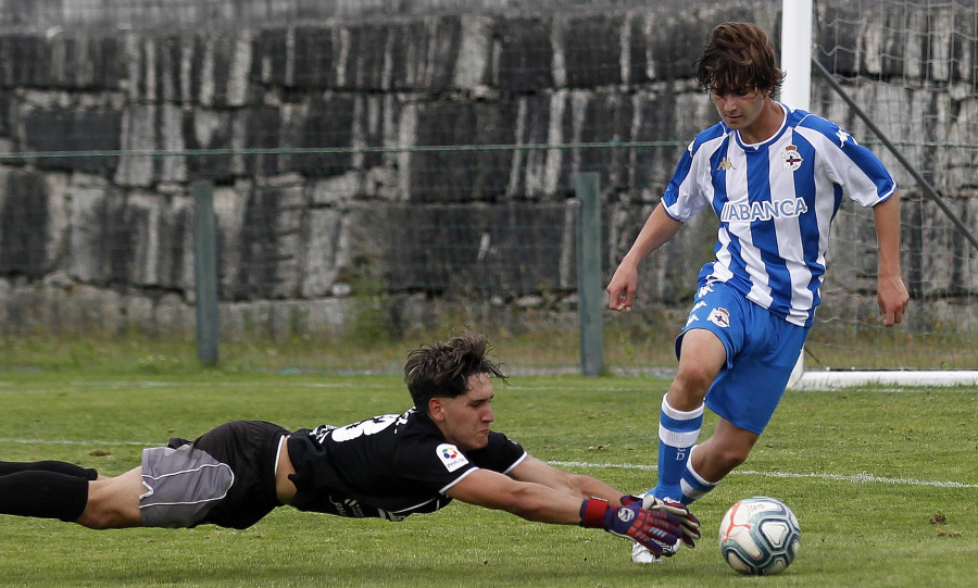 Reacción del Juvenil A del Deportivo para sumar un punto en Oviedo