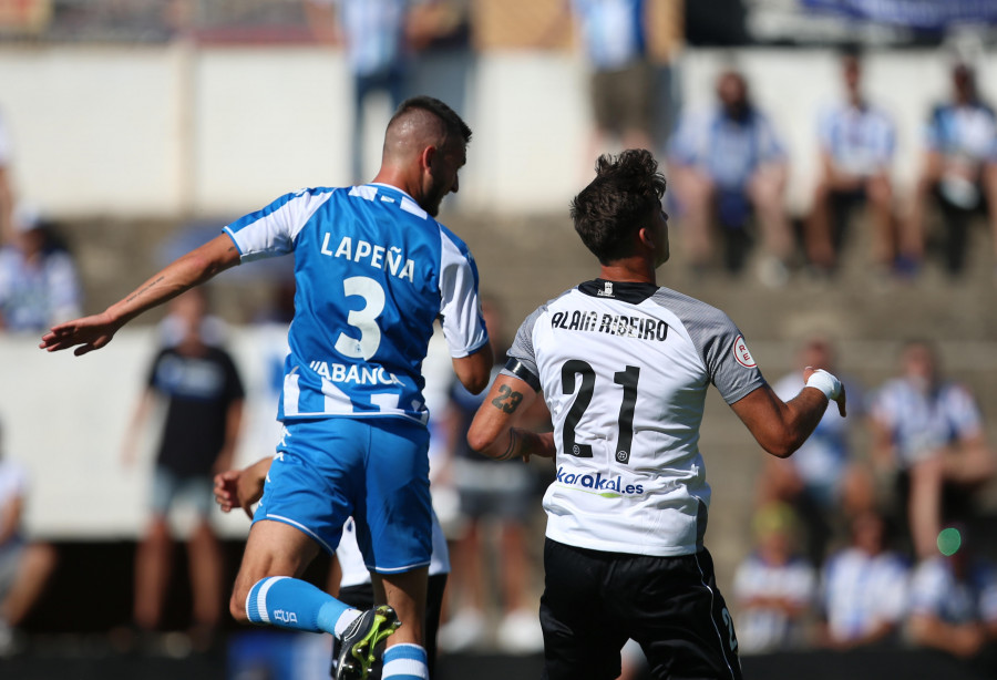 Adrián Lapeña y Mackay dan el segundo triunfo al Dépor