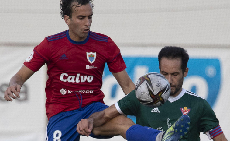 Carlos López, “decepcionado” con el empate ante el Ceares