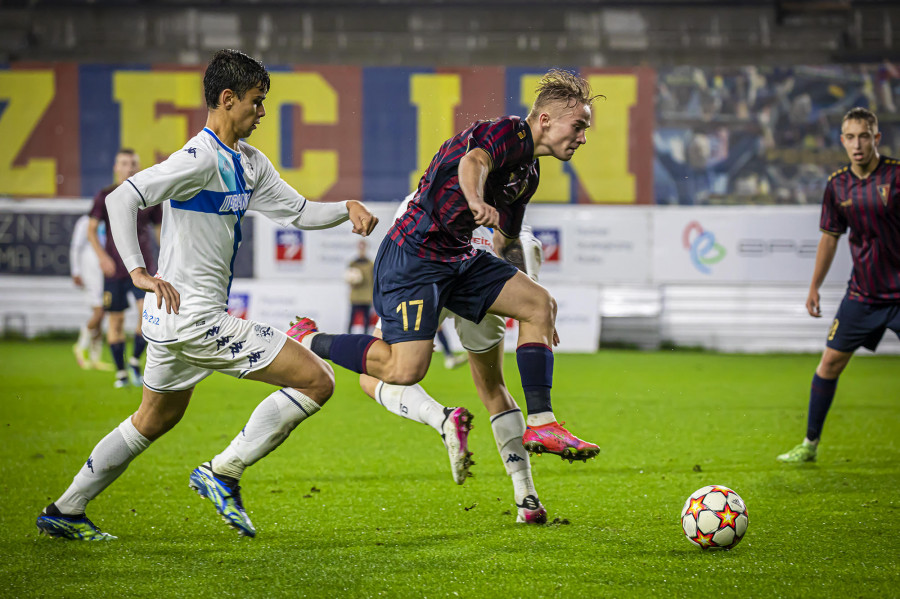 El Deportivo se estrena en la Youth League con una severa derrota (3-0) ante el Pogoń Szczecin