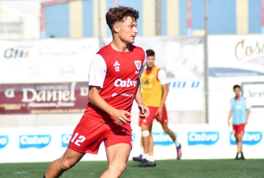 José Currás, cedido al filial del Depor por el Bergantiños