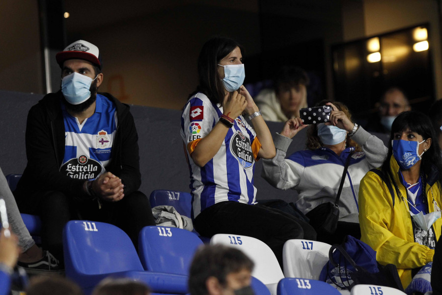 ​Los seguidores coruñeses no faltaron a su cita en el Abanca Riazor