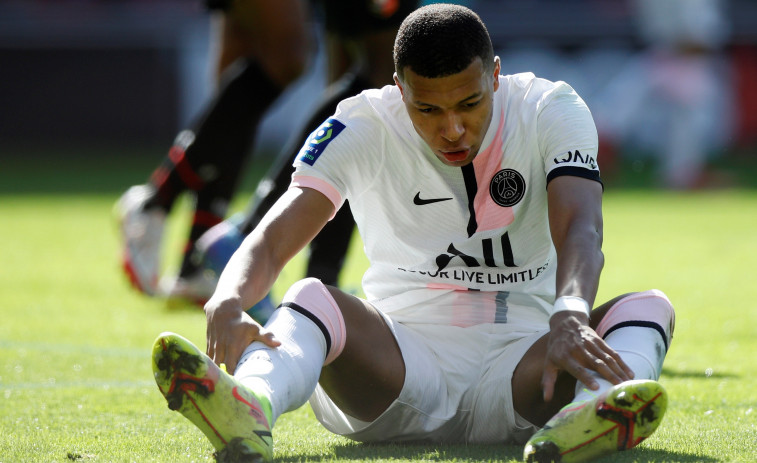 La madre y representante de Mbappé dice que hay negociaciones con el PSG
