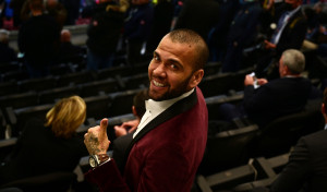Dani Alves: 