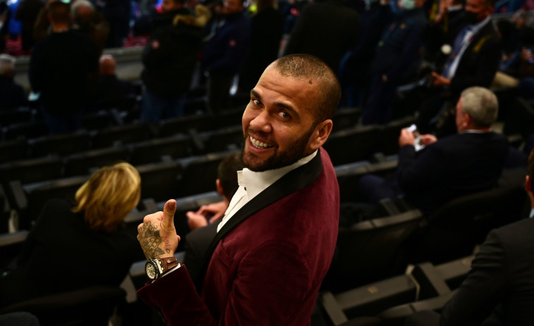 Dani Alves: 