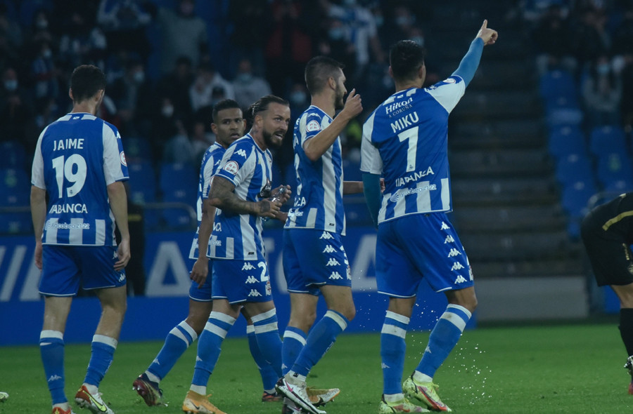 Miku devuelve al Depor al camino del triunfo