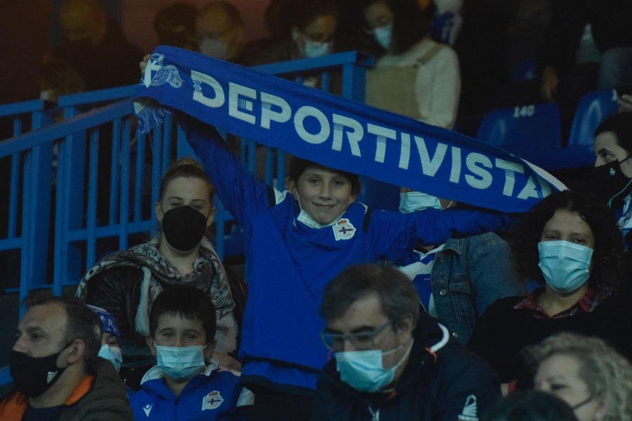 Un ‘+3’ bajo la lluvia y con el calor de la afición