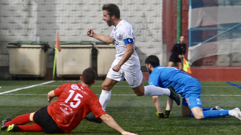 Festival goleador del Silva ante un superado Estradense