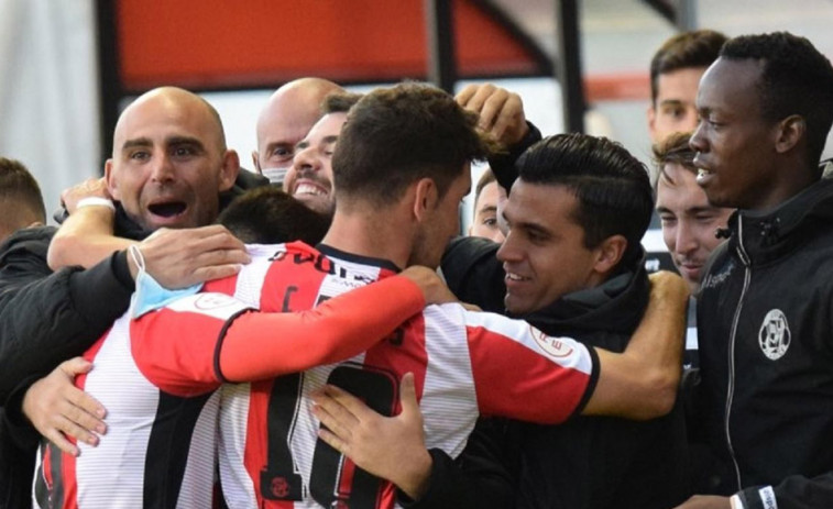 Carlos Ramos: “El triunfo nos permite ir con otra cara a Riazor”