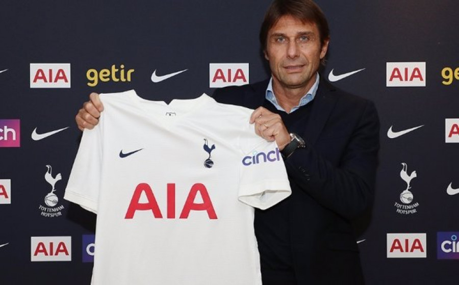 Antonio Conte, nuevo entrenador del Tottenham