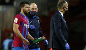 El Kun Agüero estará, como mínimo, tres meses de baja