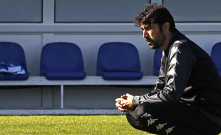 Miguel Llorente, restablecido como técnico del Depor Abanca con una amonestación verbal