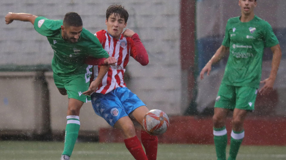 El Ural recibe a un Compostela que solo ha sumado un punto fuera