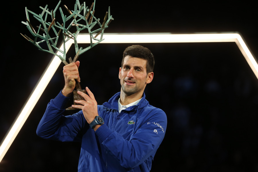 Djokovic tumba a Medvedev en París y conquista su 37º Masters 1.000