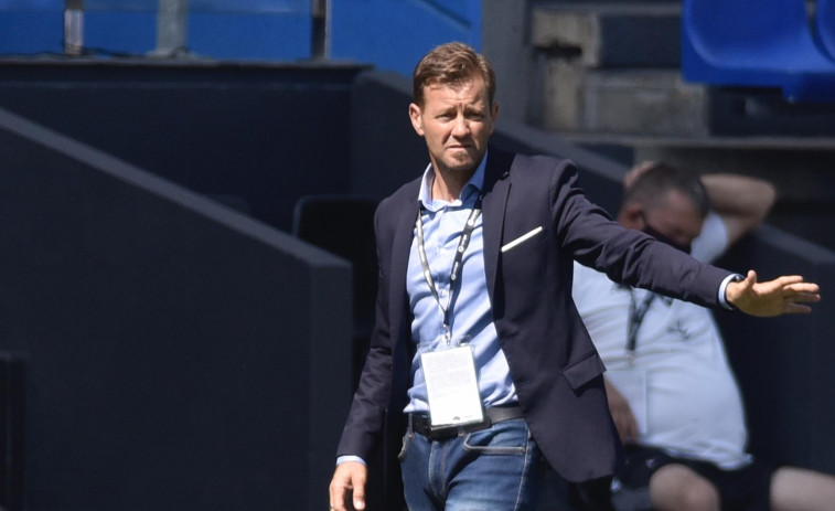 Manu Mosquera: “Pese a todo lo que estamos pasando, somos capaces de ganar en Riazor”