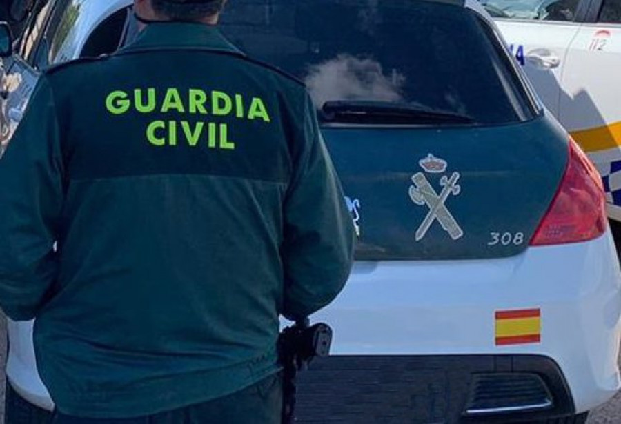 La Guardia Civil realiza inspecciones en clubs de fútbol de 2ºB en prevención del fraude a la Seguridad Social