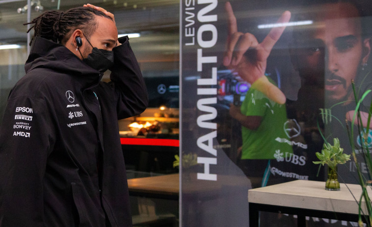 Hamilton perderá cinco puestos en parrilla al cambiar cámara de combustión