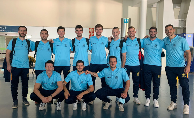 La selección española de hockey ya está en Paredes