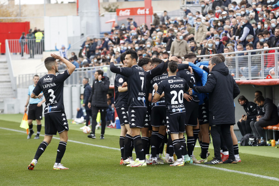 El Depor se abre paso a dentelladas en Majadahonda para ser más líder