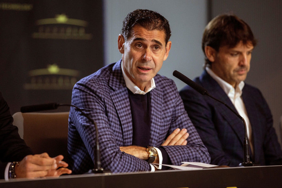 Fernando Hierro: "Ojalá pasen todos, pero vamos a sufrir en la última jornada de la Liga de Campeones"