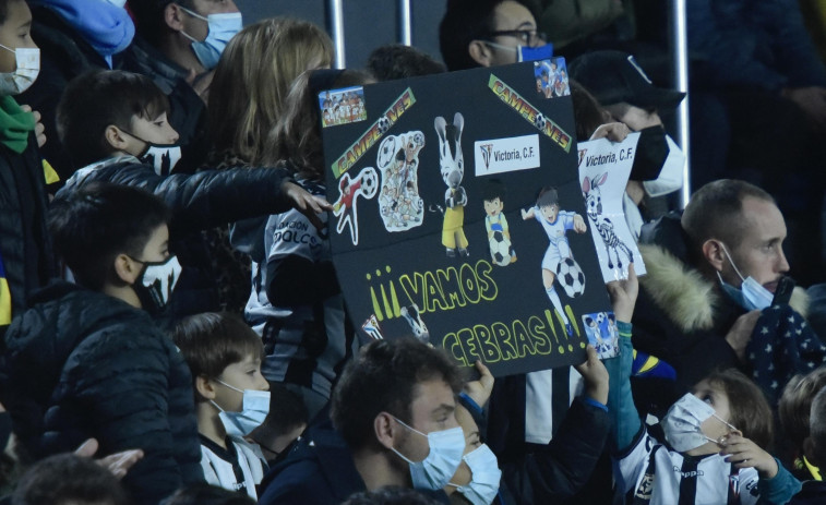 Riazor vivió una fiesta del fútbol coruñés  a pesar de la derrota