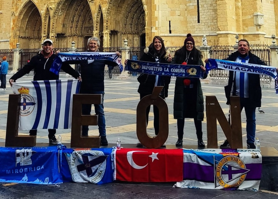 La afición del Depor ya se hace sentir en León