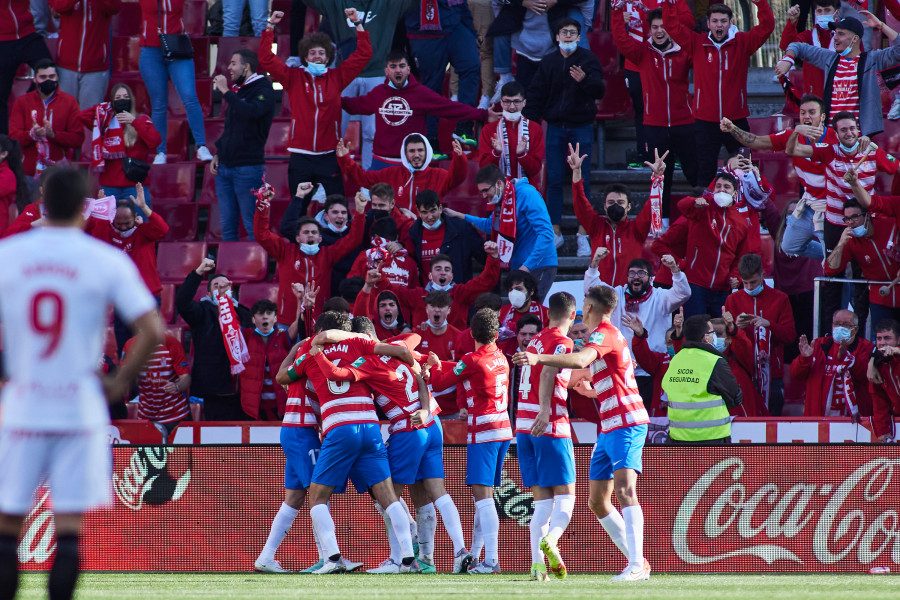 Triunfos de Tenerife y Granada y tablas entre Fuenlabrada y Oviedo